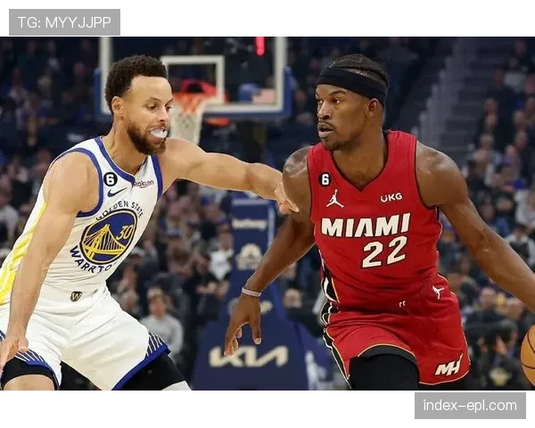 勇士排名挣扎于附加赛区,库里与巴特勒搭档效果尚待优化 勇士排名挣扎于附加赛区,库里与巴特勒搭档效果尚待优化